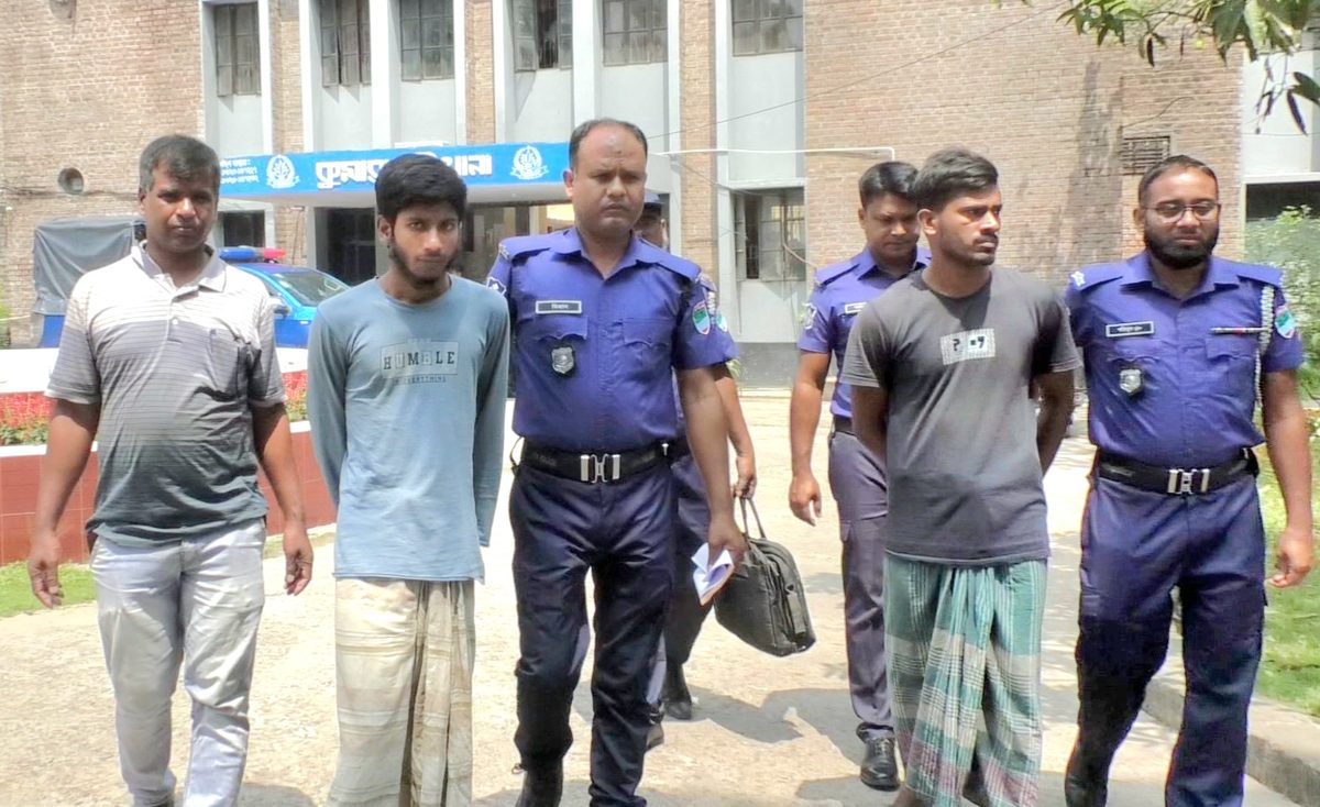 কুমারখালীতে ভ্যানচালক তাজেম হত্যা মামলায় গ্রেপ্তার ২