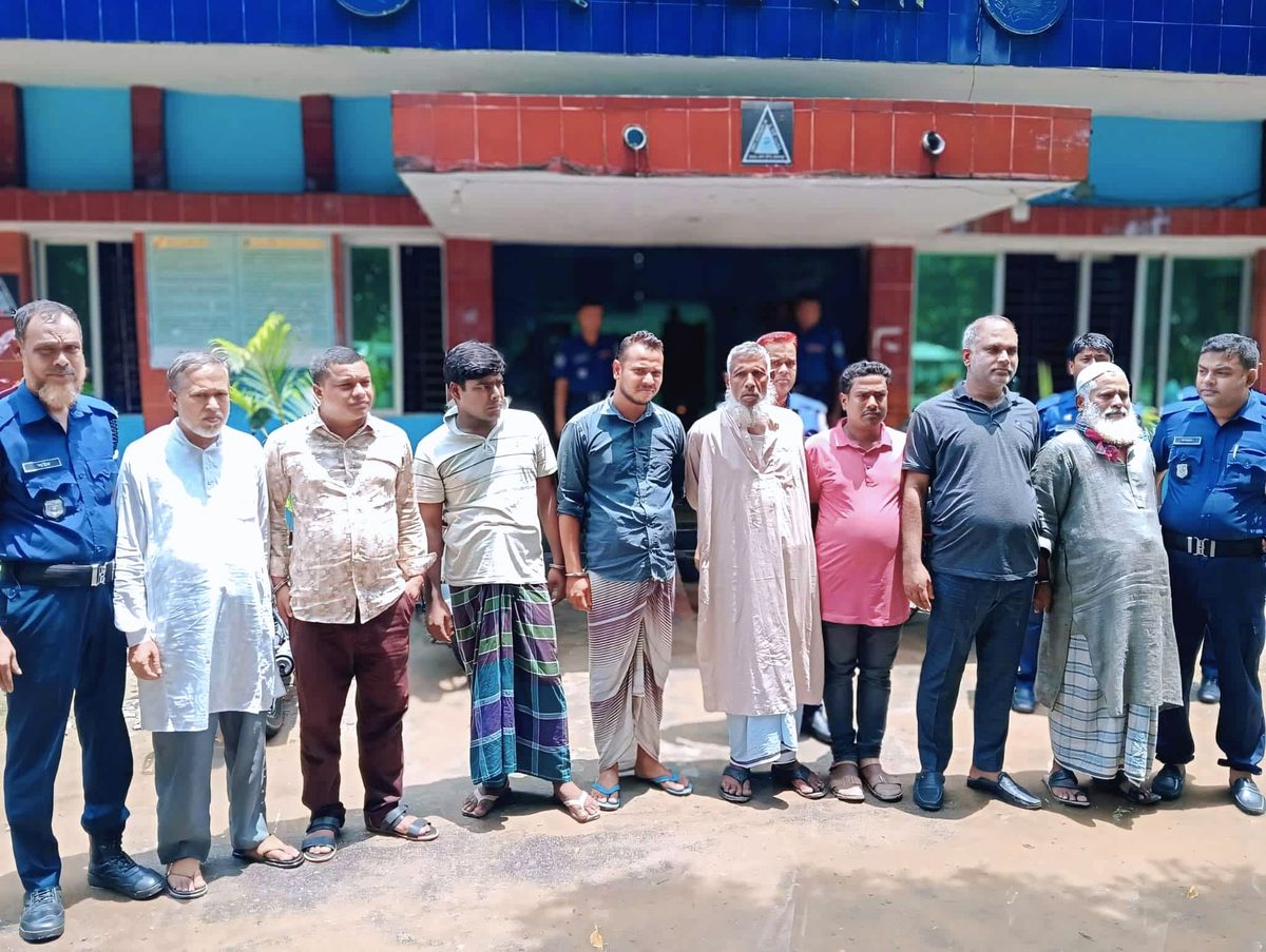 জামালপুরে ইউপি চেয়ারম্যান লাকপতিসহ আ.লীগের ৪ নেতা গ্রেফতার