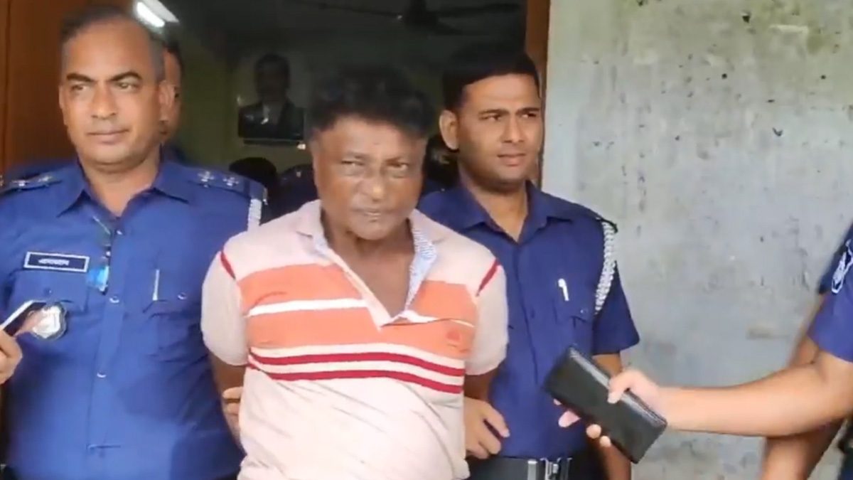 দেশীয় অস্ত্র নিয়ে ভোটকক্ষে প্রবেশ, এজেন্টকে ৬ মাসের কারাদন্ড