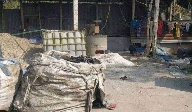 জামালপুরে কারখানার রিসাইক্লিং মেশিনে চুল আটকে নারী শ্রমিকের মৃত্যু