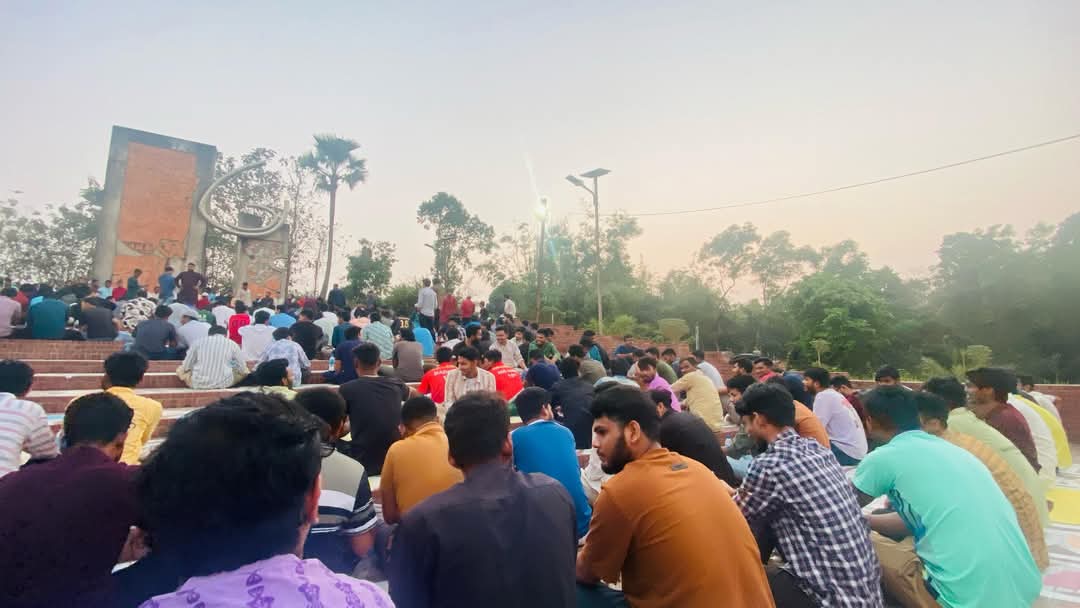 কুবিতে ছাত্রদলের উদ্যোগে ইফতার মাহফিল অনুষ্ঠিত