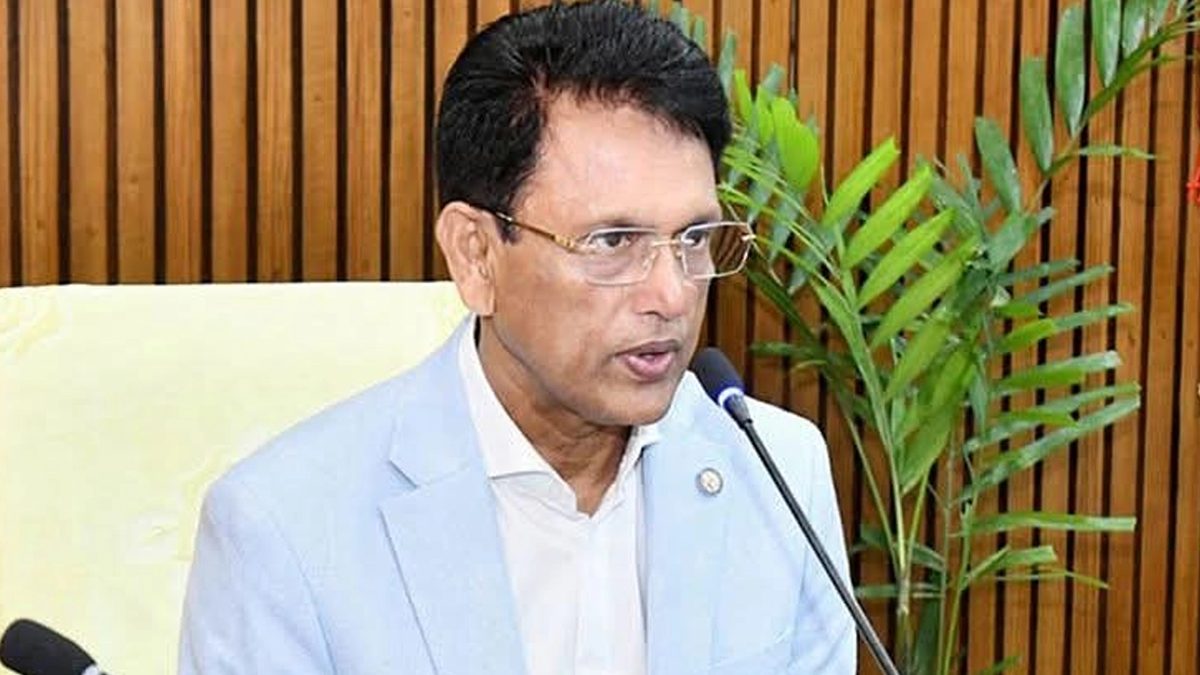 শিক্ষার্থীদের পড়ার টেবিলে ফেরার আহ্বান শিক্ষামন্ত্রীর, ক্ষতিগ্রস্তদের পরীক্ষা ফের নেয়া হবে