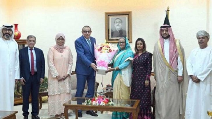 প্রধানমন্ত্রীর সঙ্গে ওআইসির ৭ দেশের রাষ্ট্রদূতের সাক্ষাৎ