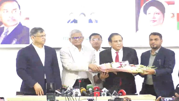 বিএনপিতে যোগ দিলেন রেজা কিবরিয়া