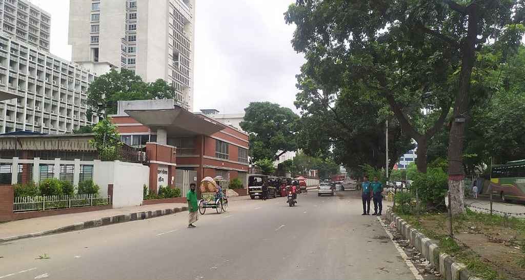 সচিবালয় ও আশপাশের এলাকায় সব ধরনের সভা-সমাবেশ নিষিদ্ধ