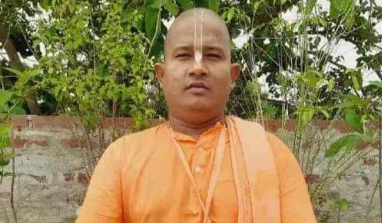 কুষ্টিয়া ইসকন মন্দিরের অধ্যক্ষ বৈষ্ণবানন্দ প্রভুর বিরুদ্ধে অসদাচরণ ও দুর্নীতির অভিযোগ
