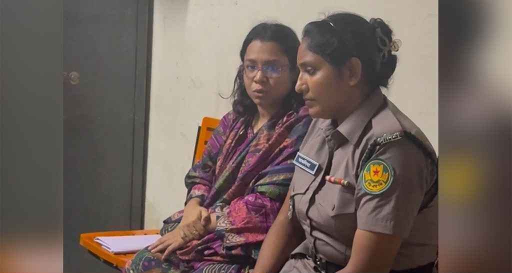 সচিবালয়ের সামনে ভাত বিক্রি করে আটক সোহানী শিফা
