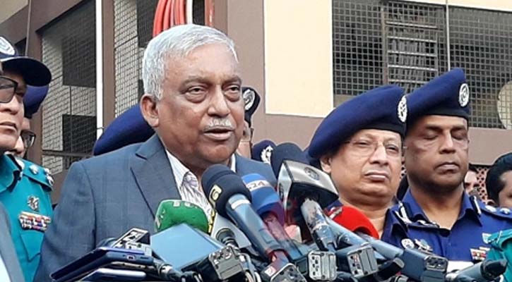 বিএনপি আসুক, ডিএমপি কমিশনারের সঙ্গে বসুক: স্বরাষ্ট্রমন্ত্রী