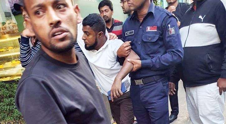 গুলশানে রেস্টুরেন্টের সামনে গোলাগুলি, আটক ২