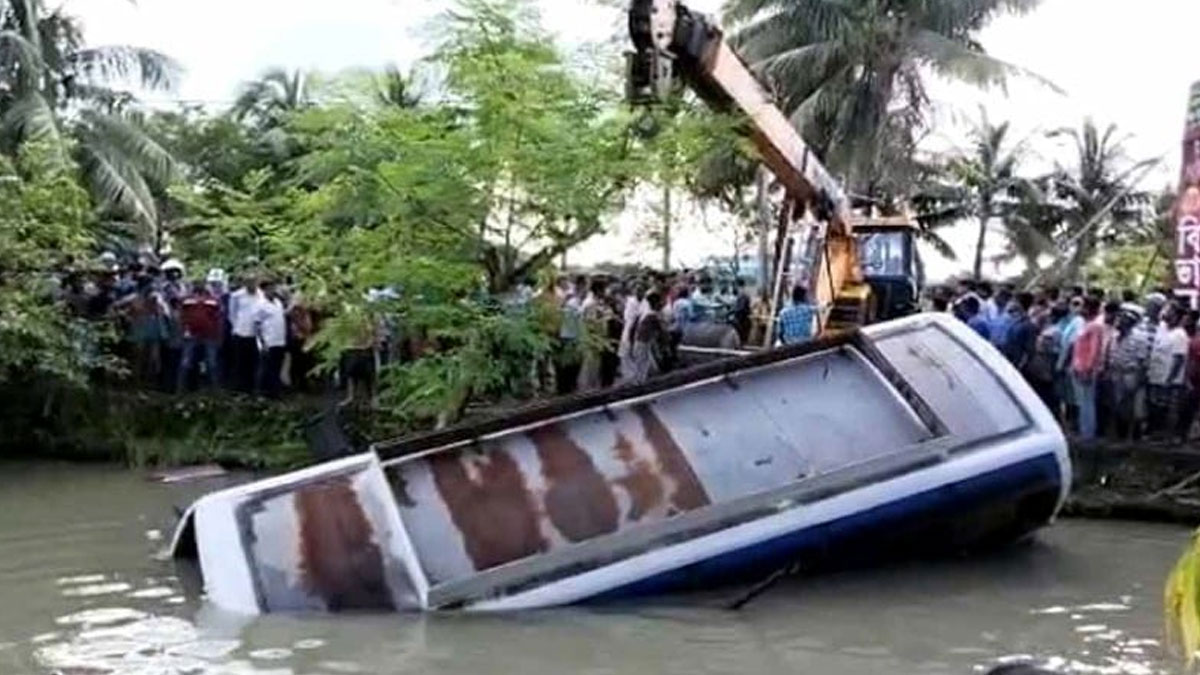 বাস দুর্ঘটনা:জেলা প্রশাসনের ৫ সদস্যের তদন্ত কমিটি
