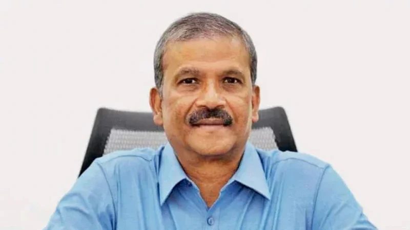 অন্তর্বর্তীকালীন সরকার:উপদেষ্টা হিসেবে শপথ নিলেন ড. আসিফ নজরুল