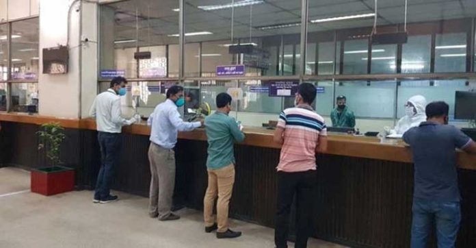 শুক্র-শনিবার ব্যাংক খোলা রাখতে ইসির নির্দেশ