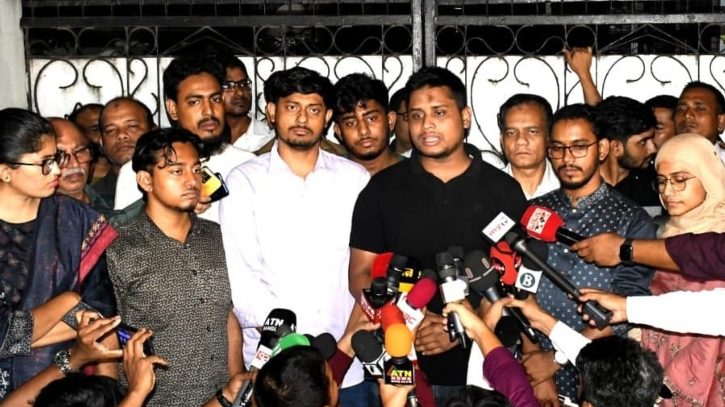 রাষ্ট্রপতির অপসারণ ইস্যুতে সিদ্ধান্ত জানায়নি বিএনপি:হাসনাত আব্দুল্লাহ