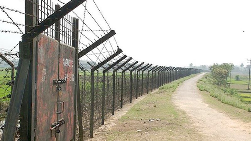মৌলভীবাজারে বিএসএফের গুলিতে আহত ৭
