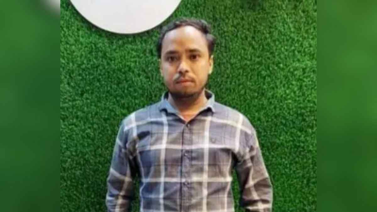 মসজিদের গ্লাস ভেঙে যুবকের মৃত্যু