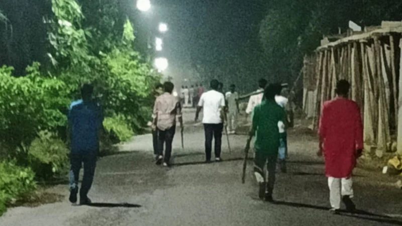 চবিতে কোটা সংস্কার আন্দোলনকারীদের মিছিলে ছাত্রলীগের হামলা