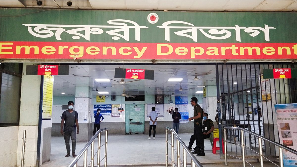মোহাম্মদপুরে ৭ তলা ভবন থেকে পড়ে যুবকের মৃত্যু