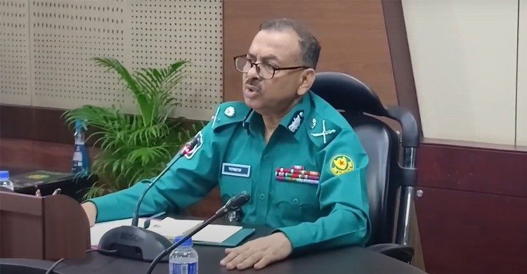আইজিপির পদমর্যাদা পেলেন ডিএমপি কমিশনার