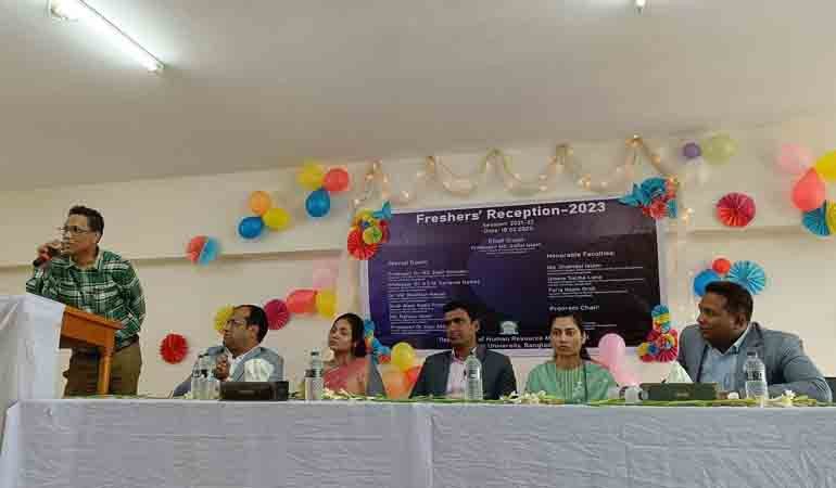 নবীন শিক্ষার্থীদের বরণ করেছে ইবির এইচআরএম বিভাগ