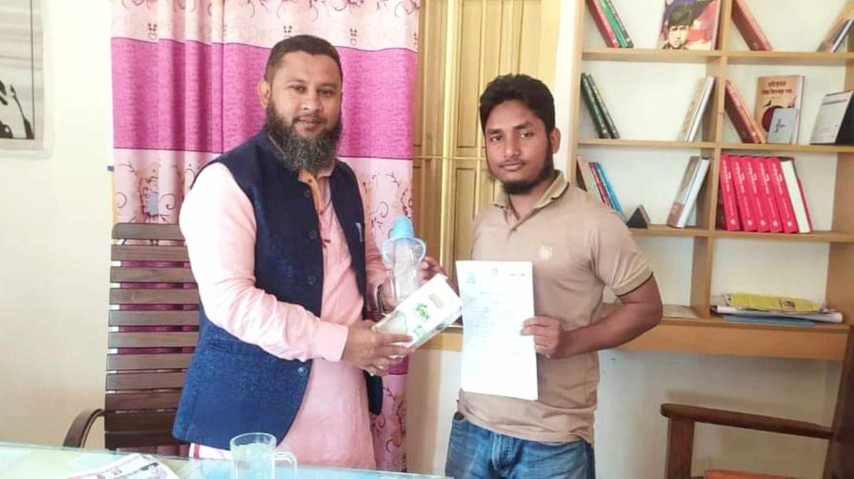 দেবীগঞ্জে শিশুর জন্ম নিবন্ধন করলেই মিলছে উপহার