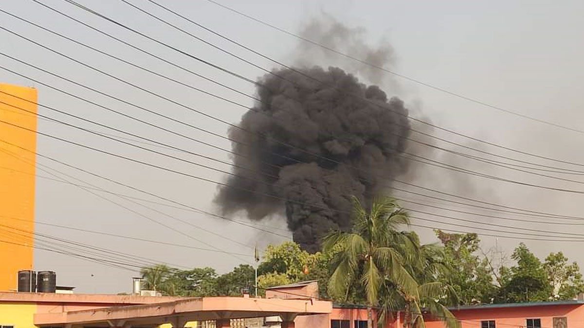 গাজীপুরে থাই অ্যালুমিনিয়াম কারখানায় আগুন
