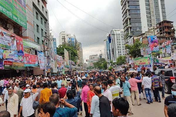 সড়ক ছাড়তে বিএনপিকে ১০ মিনিট সময় দিল পুলিশ, ৫ মিনিটেই ফাঁকা