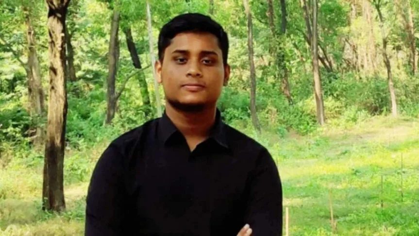 নামাজ পড়তে গেলে বলা হতো জঙ্গী অথবা ছাত্রশিবিরের সঙ্গে সম্পর্ক আছে