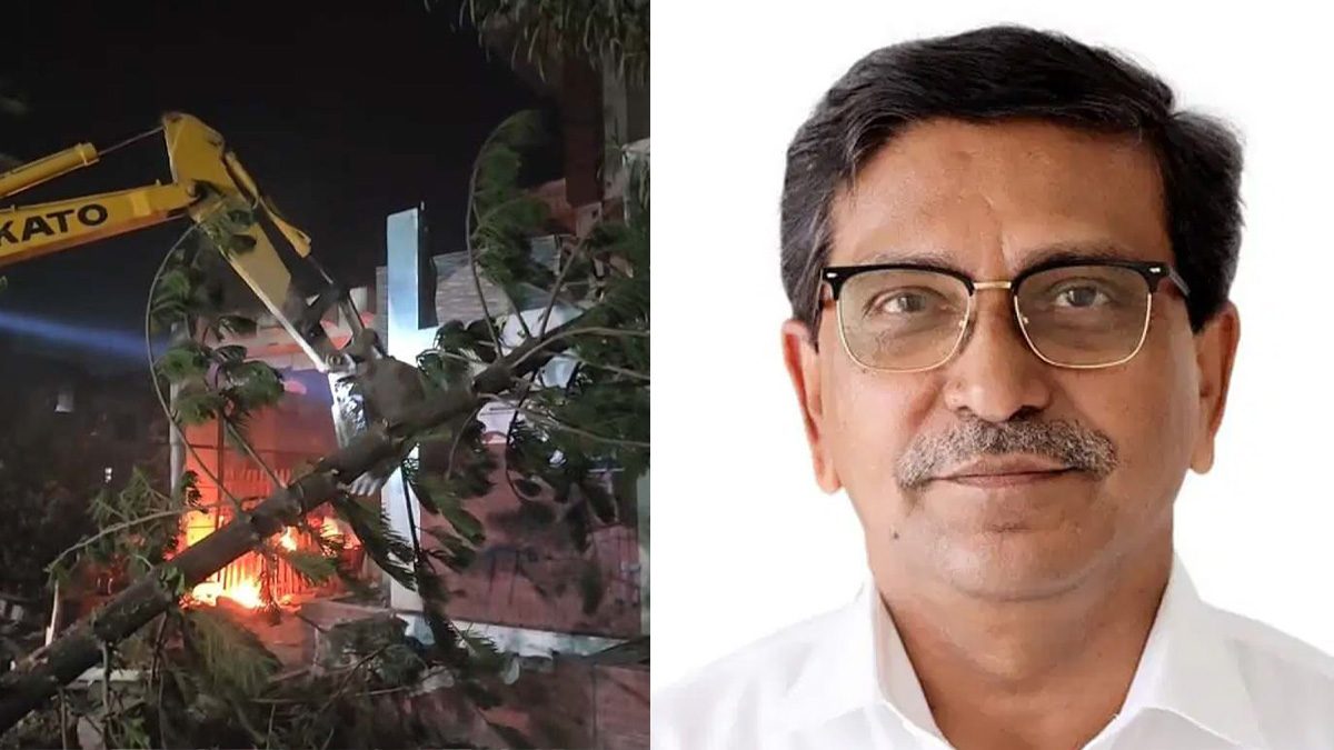 কুষ্টিয়ায় এক্সকেভেটর দিয়ে গুড়িয়ে দেয়া হচ্ছে হানিফের বাড়ি