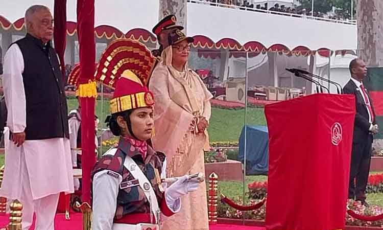 পিলখানায় ‘বিজিবি’ দিবসের কুচকাওয়াজ অনুষ্ঠানে প্রধানমন্ত্রী