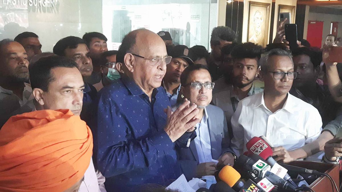 বেইলি রোডে আগুন: মৃতের সংখ্যা বেড়ে ৪৬, শঙ্কামুক্ত নন দগ্ধরাও