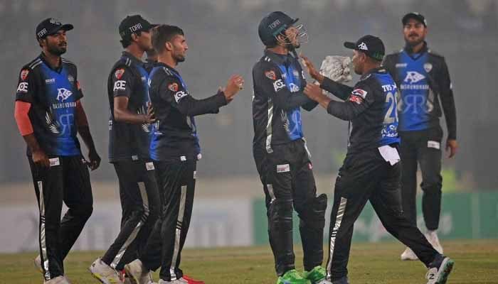 বর্তমান চ্যাম্পিয়নদের হারিয়ে অভিযান শুরু রংপুরের