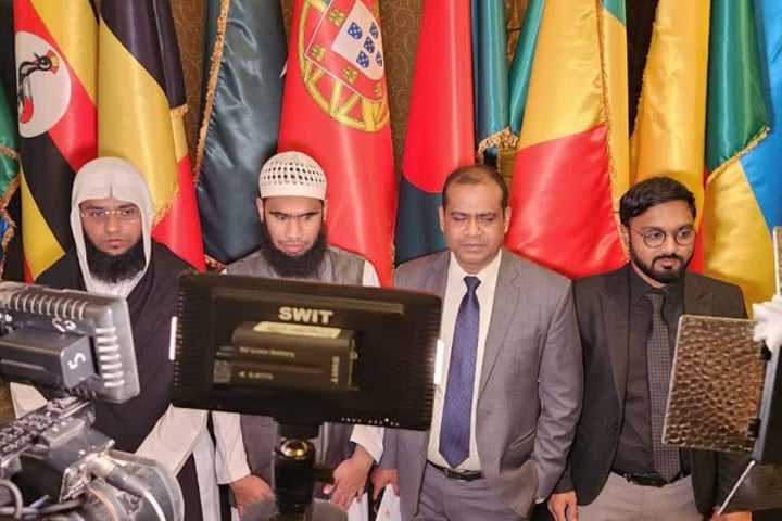 মিশরের আন্তর্জাতিক কুরআন প্রতিযোগিতায় বাংলাদেশের দৃষ্টি প্রতিবন্ধী হাফেজ তানভির