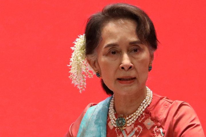 সু'চির আরও তিন বছরের কারাদণ্ড