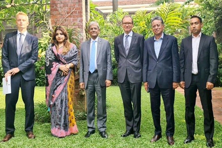 ব্রিটিশ হাইকমিশনারের সঙ্গে বিএনপির বৈঠক