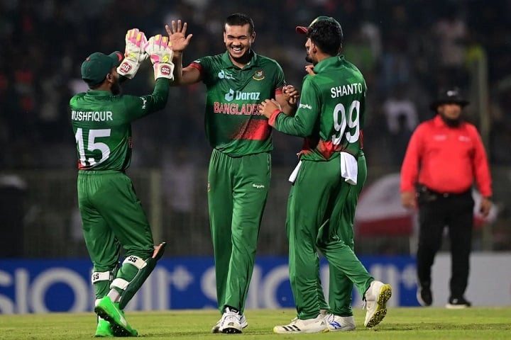 রেকর্ডবন্যায় টাইগারদের ঐতিহাসিক জয়