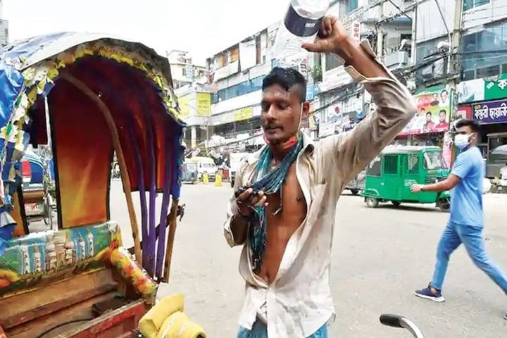 তাপদাহে পুড়ছে দেশ, বিপর্যস্ত জনজীবন
