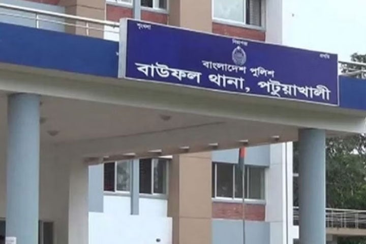 বাবার গাড়ির চাকায় পিষ্ট হয়ে প্রাণ গেল সন্তানের
