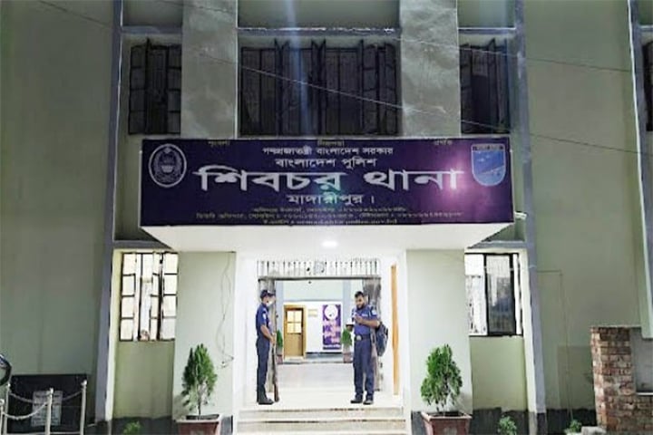 প্রেম করে বিয়ে, ৬ মাস না যেতেই স্ত্রীকে মারধর
