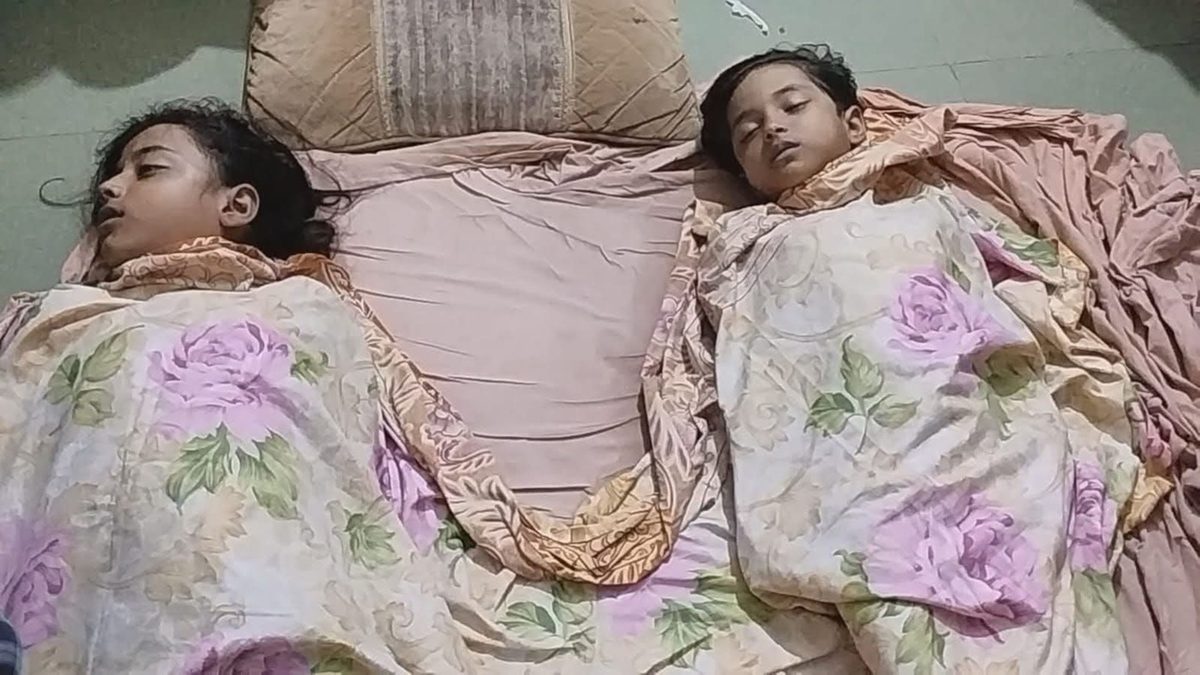 পানিতে ডুবে আপন দুই বোনের মৃত্যু