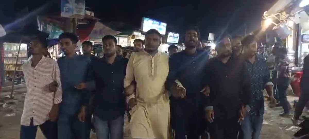 নুরের ওপর হামলার প্রতিবাদে জামালপুরে বিক্ষোভ