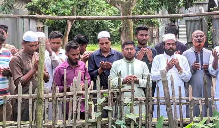 জামালপুরে এনসিপির শহীদ সাফওয়ানের কবর জিয়ারত