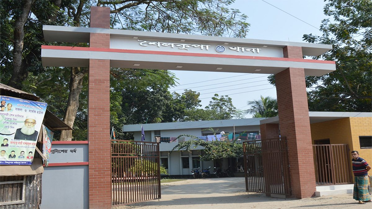 ঝিনাইদহে পাওনা টাকা চাওয়া নিয়ে সংঘর্ষ, আহত ৫
