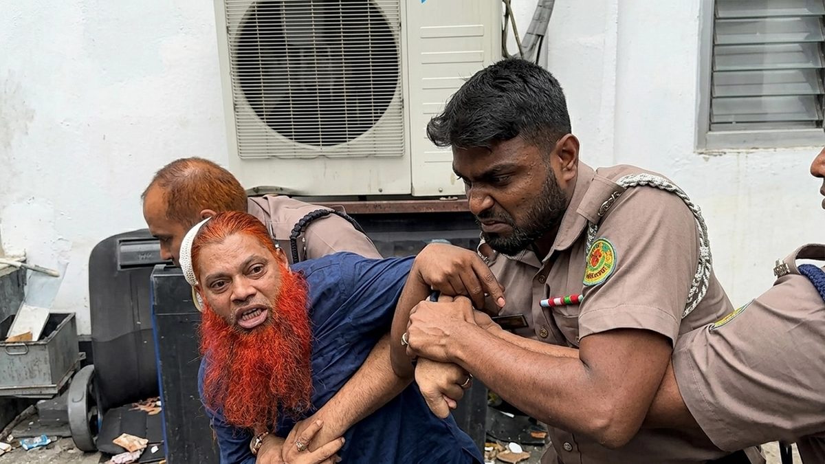 রায় শুনেই ‘জয় বাংলা’ স্লোগান মৃত্যুদণ্ডপ্রাপ্ত আসামির