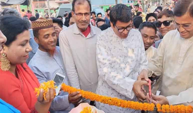 কুষ্টিয়ায় কুটির শিল্প ও বাণিজ্য মেলার উদ্বোধন
