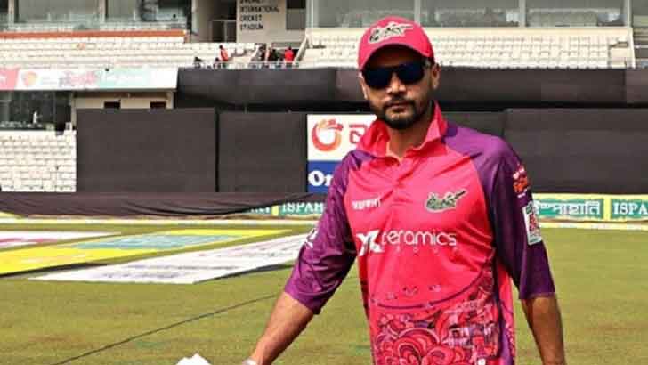 অবসর ভেঙ্গে ক্রিকেটে ফিরছেন মাশরাফি