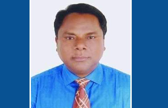 বেরোবিতে জুম্মার নামাজের সময় পরীক্ষা,শিক্ষার্থীদের ক্ষোভ