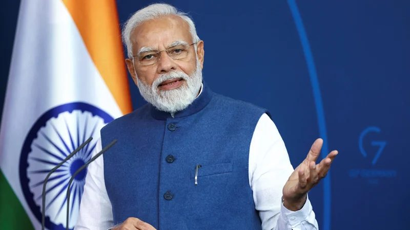 টানা তৃতীয়বার প্রধানমন্ত্রী হিসেবে শপথ নিলেন মোদি
