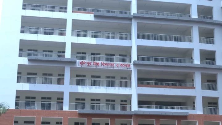 মনিপুর স্কুলের সাড়ে তিনশ শিক্ষার্থীকে ফেল করানোর অভিযোগ