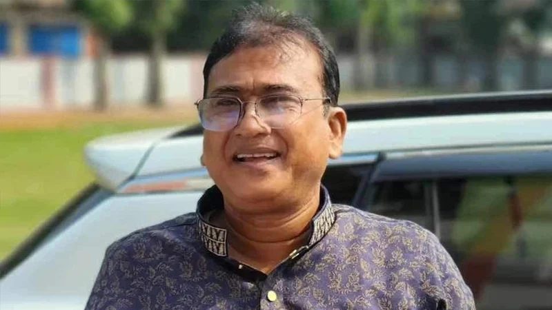 নারীসহ ওই ফ্ল্যাটে প্রবেশ করেন সংসদ সদস্য আনার : এনডিটিভি