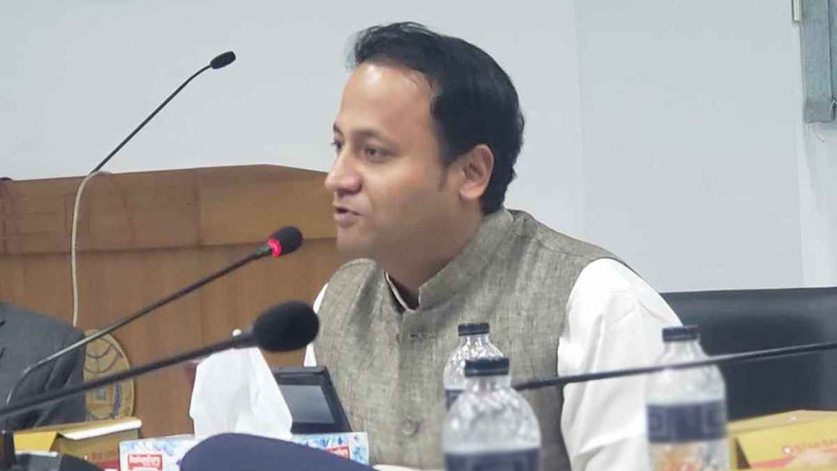 সপ্তম শ্রেণির ‘শরীফ-শরীফার গল্প’ নিয়ে যা বললেন শিক্ষামন্ত্রী